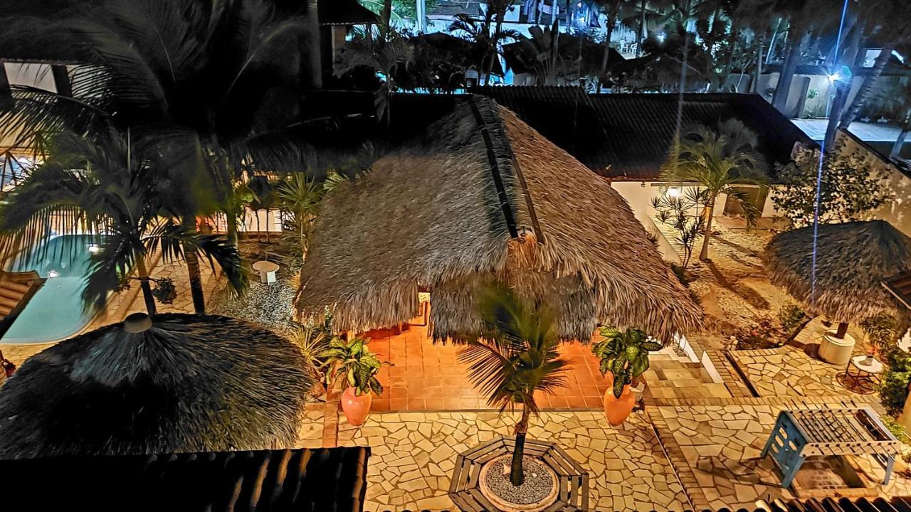 Pousada Morena Moleca Canoa Quebrada Eksteriør billede